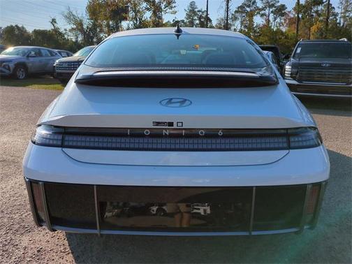 2025 Hyundai IONIQ 6 SEL