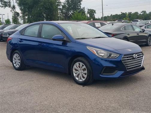 2019 Hyundai Accent SE