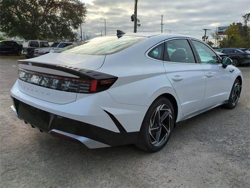 2026 Hyundai SONATA SEL