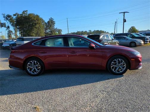 2023 Hyundai SONATA SEL