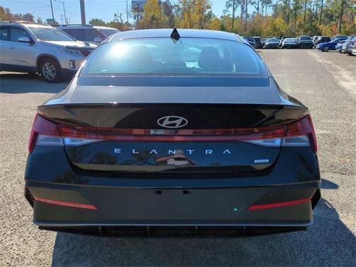 2026 Hyundai ELANTRA HEV SEL Sport