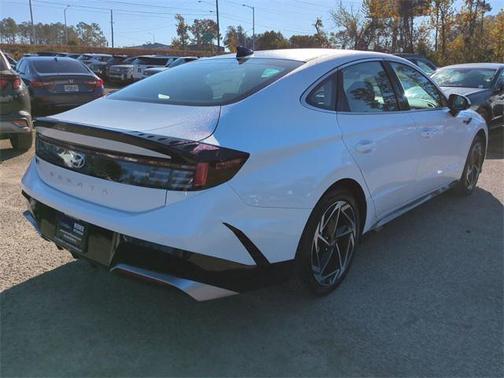 2026 Hyundai SONATA SEL