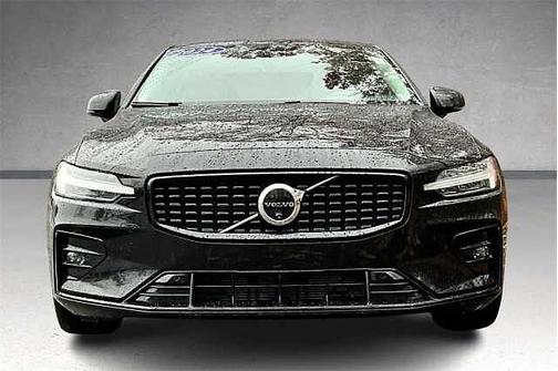 2024 Volvo S60 Plus