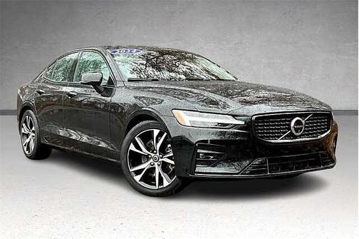 2024 Volvo S60 Plus
