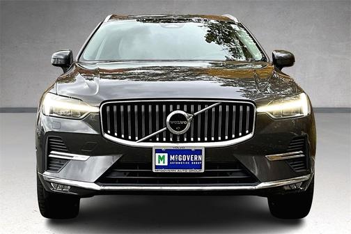 2023 Volvo XC60 B5 Plus Bright Theme