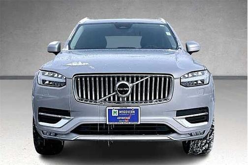 2023 Volvo XC90 Plus