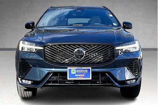 2026 Volvo XC60 Plus