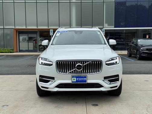 2023 Volvo XC90 Recharge Plug-In Hybrid T8 Plus 6 Passenger