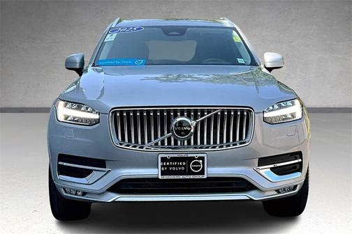 2025 Volvo XC90 B6 Plus 7-Seater