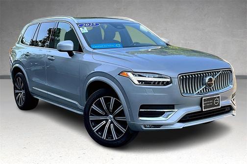 2025 Volvo XC90 B6 Plus 7-Seater