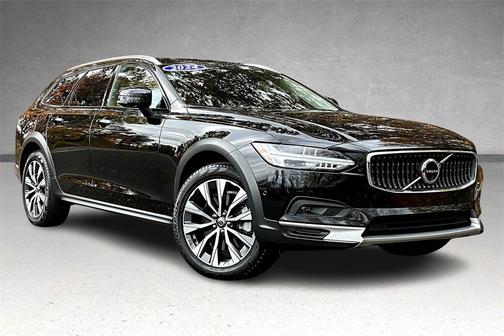 2024 Volvo V90 Cross Country B6