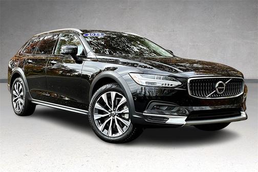 2024 Volvo V90 Cross Country B6