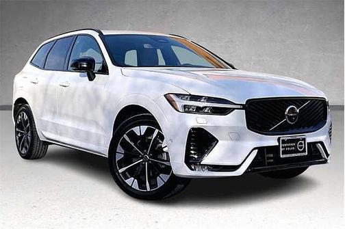 2026 Volvo XC60 Plus