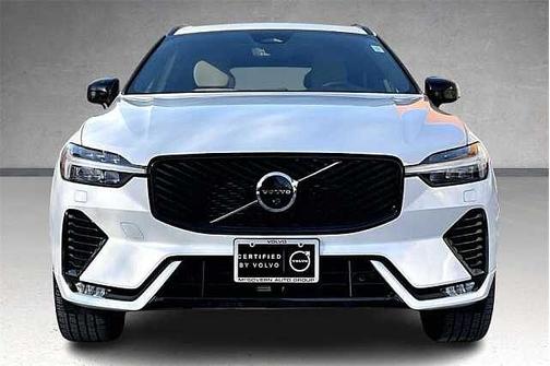 2026 Volvo XC60 Plus
