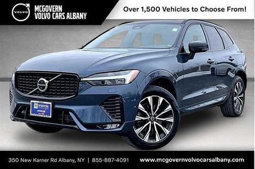 2023 Volvo XC60 B5 Plus Dark Theme