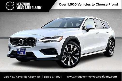 2024 Volvo V60 Cross Country Ultimate