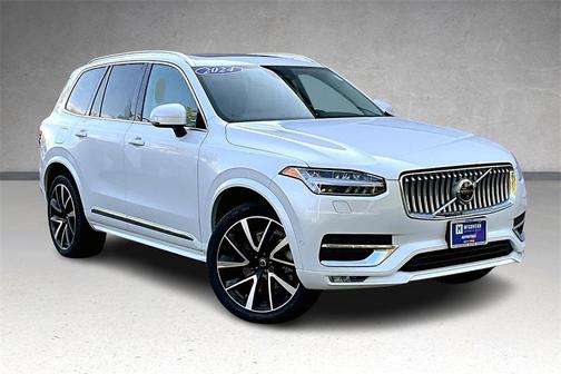 2024 Volvo XC90 B6 Plus Bright Theme