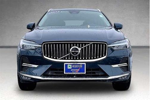 2023 Volvo XC60 Plus