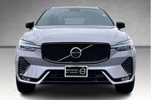 2026 Volvo XC60 Plus