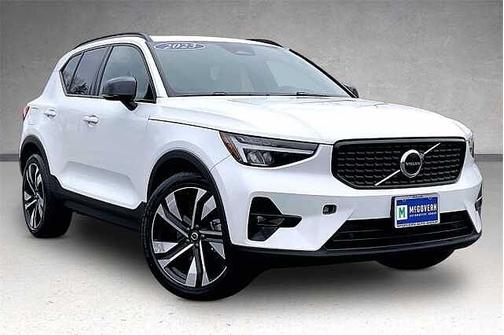2023 Volvo XC40 Plus