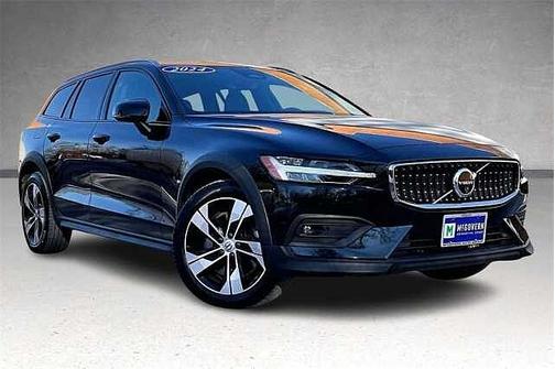 2024 Volvo V60 Cross Country Plus