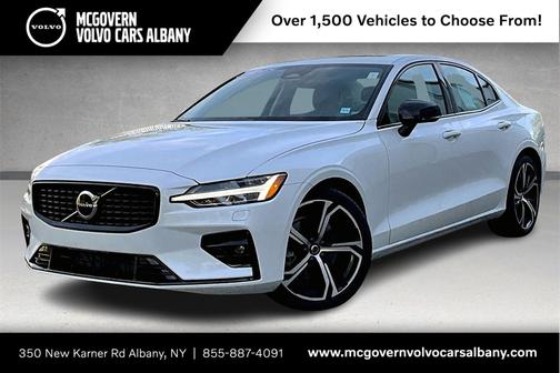 2024 Volvo S60 B5 Core Dark Theme