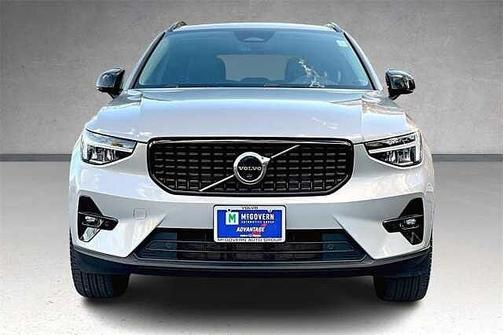 2023 Volvo XC40 Plus