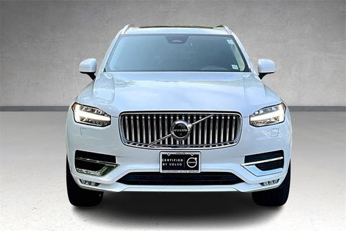 2025 Volvo XC90 B5 Plus