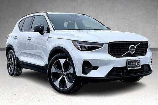 2026 Volvo XC40 Plus