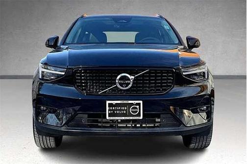 2026 Volvo XC40 Plus