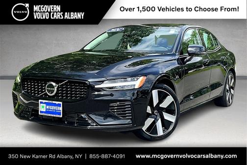 2024 Volvo S60 Recharge Plug-In Hybrid T8 Plus Dark Theme