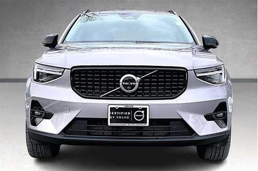 2026 Volvo XC40 Plus