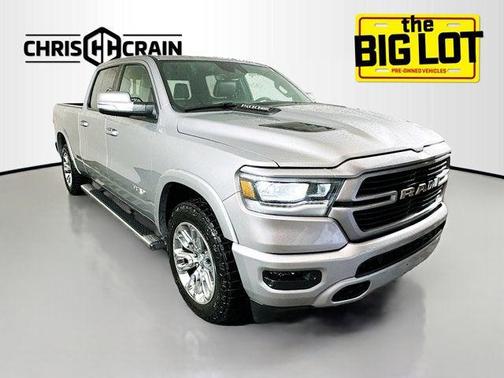 2022 RAM 1500 Laramie Crew Cab 4x4 64' Box