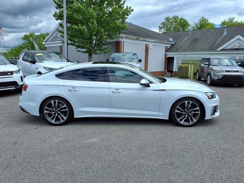 2022 Audi S5 Premium Plus TFSI quattro Tiptronic