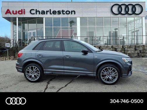 2025 Audi Q3 Premium 45 TFSI S line quattro Tiptronic