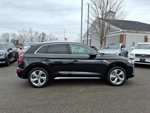 2023 Audi Q5 Premium Plus 45 TFSI S line quattro