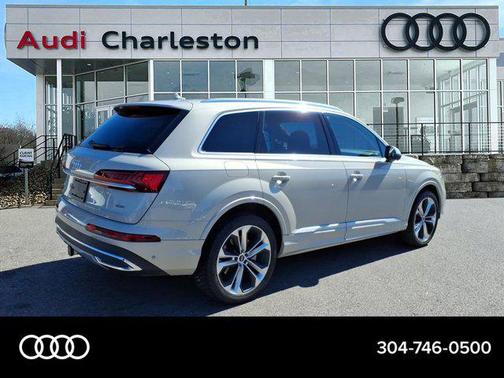 2023 Audi Q7 Premium Plus 55 TFSI quattro Tiptronic