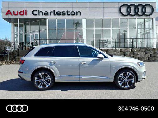 2023 Audi Q7 Premium Plus 55 TFSI quattro Tiptronic