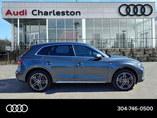 2024 Audi Q5 Premium 55 TFSI e S line quattro S tronic