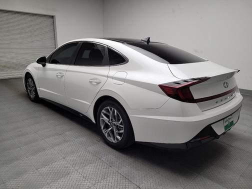 2022 Hyundai SONATA SEL