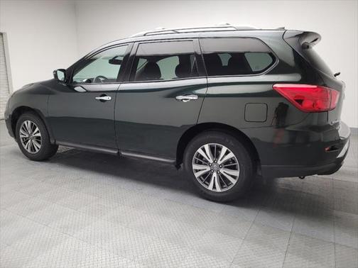 2019 Nissan Pathfinder SV