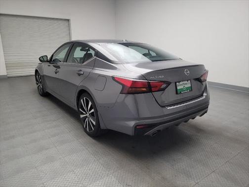 2022 Nissan Altima SR FWD