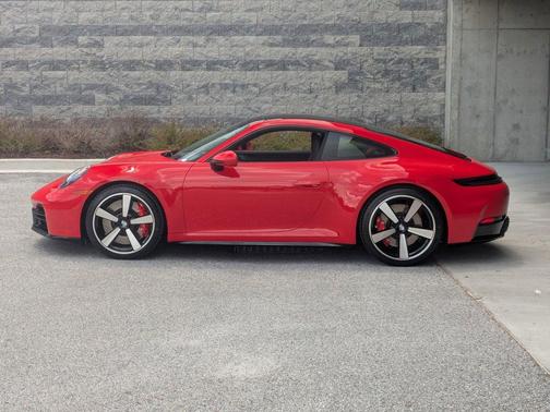 Guards Red 2026 Porsche 911 Carrera 4S