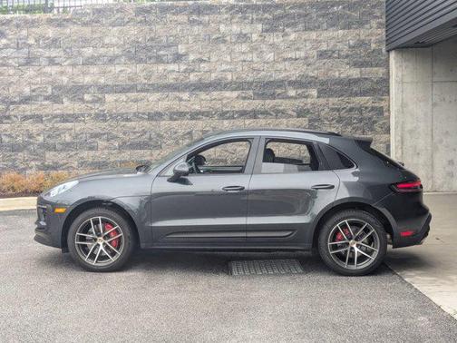2024 Porsche Macan S