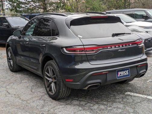 2023 Porsche Macan Base