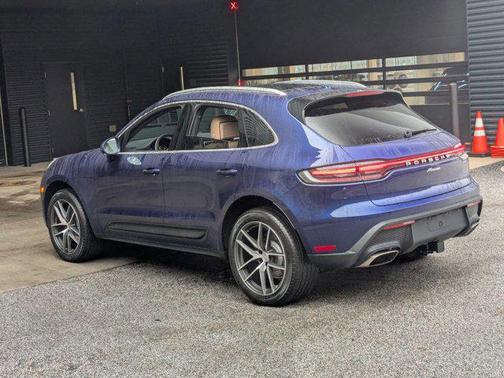 2026 Porsche Macan AWD