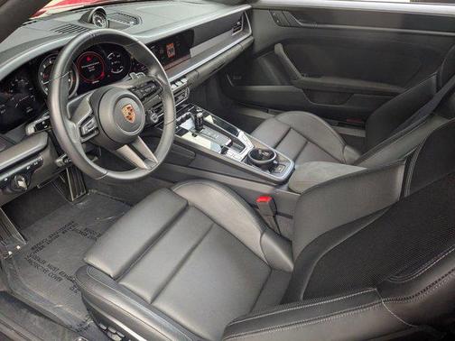 2024 Porsche 911 Carrera GTS