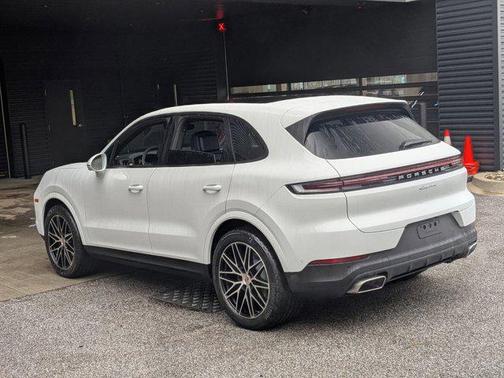 2026 Porsche Cayenne Cayenne