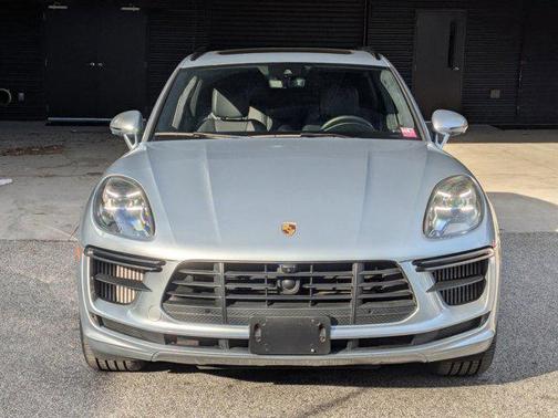 2020 Porsche Macan Turbo