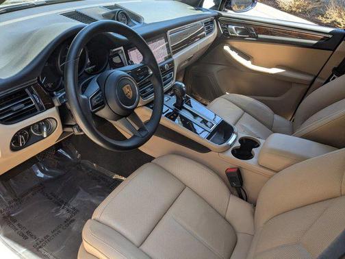 Black 2023 Porsche Macan Macan